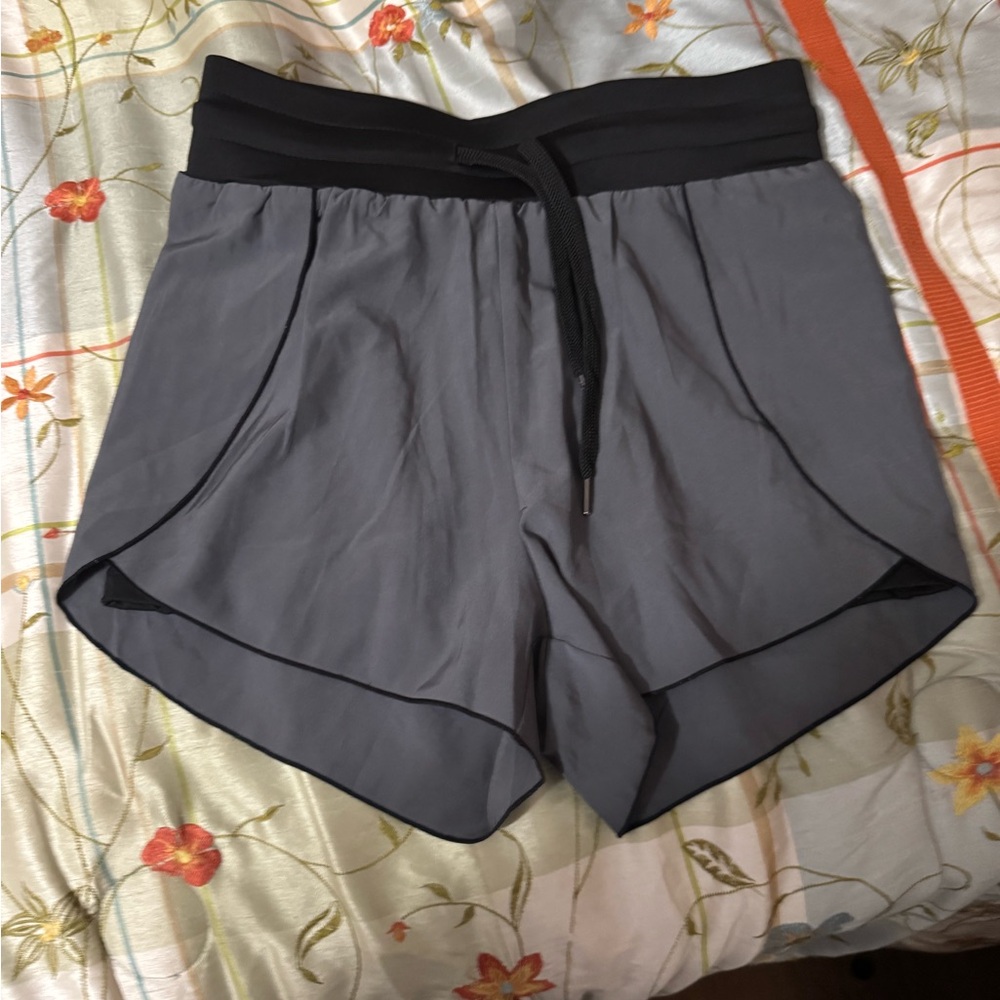 Lululemon Athletica Black and Gray Women's Athletic Shorts